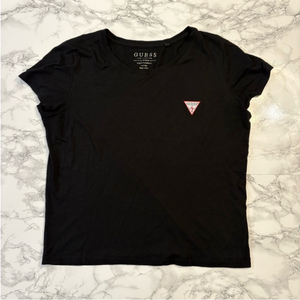 GUESS Women's T-shirt
